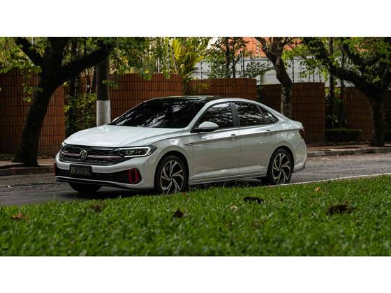 VOLKSWAGEN JETTA 2.0 350 TSI GASOLINA GLI DSG